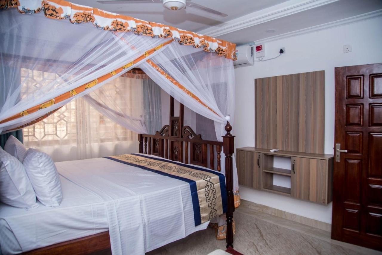 The Festival Fully Furnished Apartments Mombasa Eksteriør billede