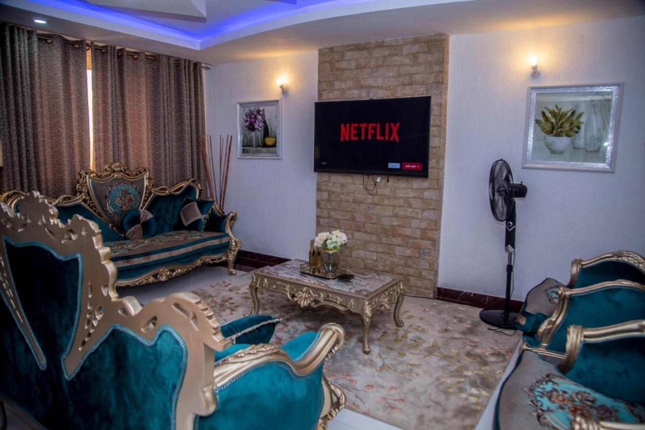 The Festival Fully Furnished Apartments Mombasa Eksteriør billede