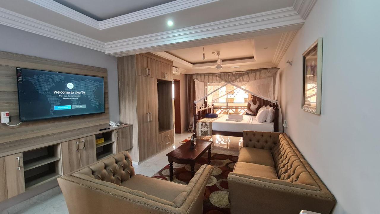 The Festival Fully Furnished Apartments Mombasa Eksteriør billede
