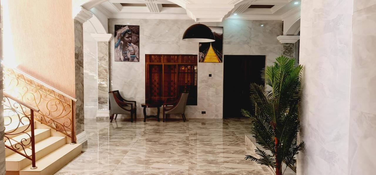The Festival Fully Furnished Apartments Mombasa Eksteriør billede