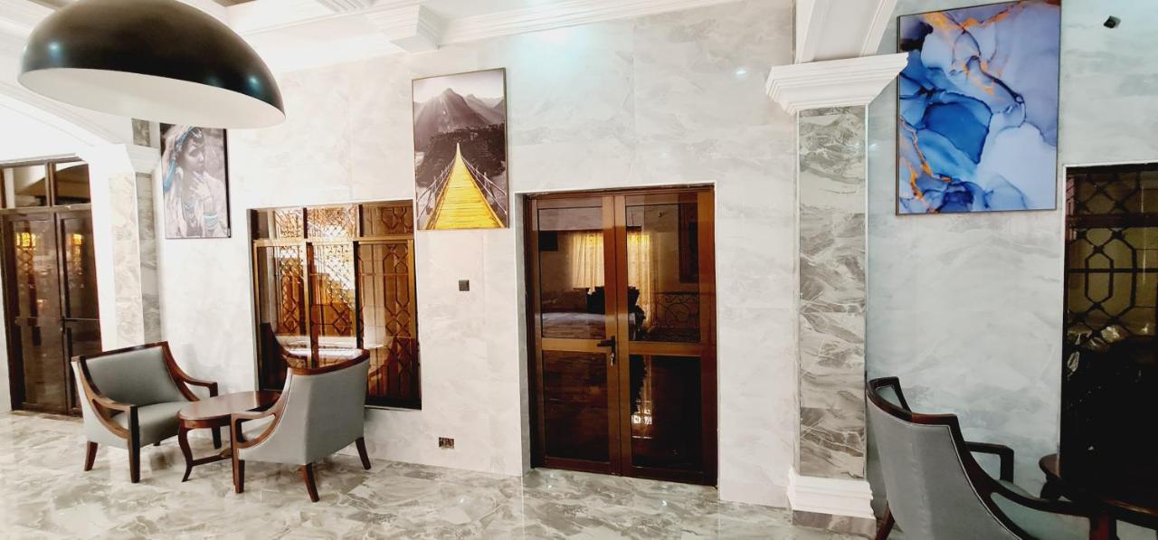 The Festival Fully Furnished Apartments Mombasa Eksteriør billede
