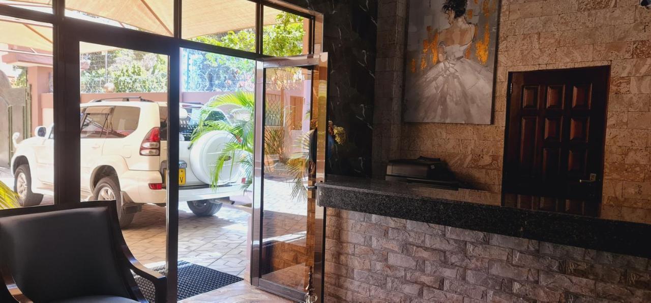The Festival Fully Furnished Apartments Mombasa Eksteriør billede