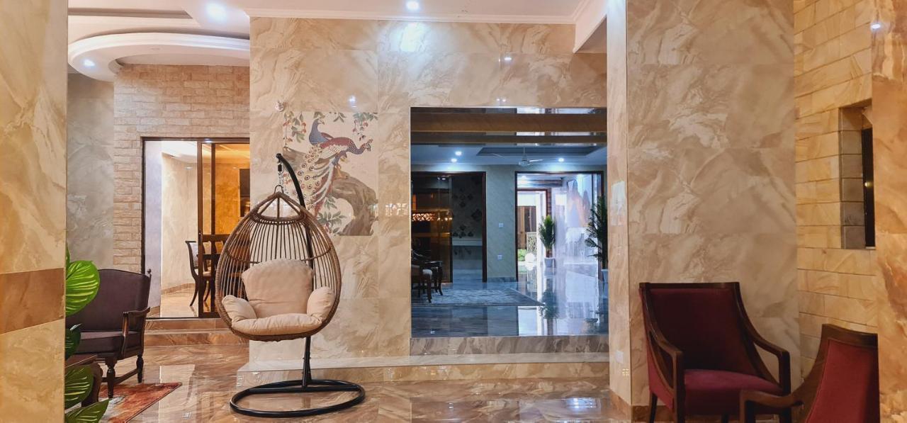 The Festival Fully Furnished Apartments Mombasa Eksteriør billede