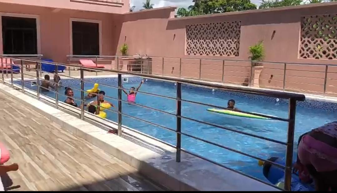 The Festival Fully Furnished Apartments Mombasa Eksteriør billede